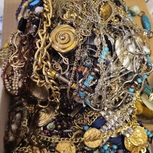 4 Lb Of Real Vintage Jewelry